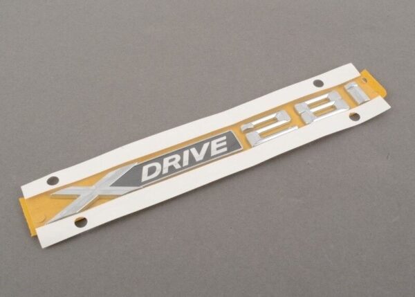 51147362671 - New BMW E84 Front Door X Drive 28i Emblem Badge Logo Sign 7362671 51147362671