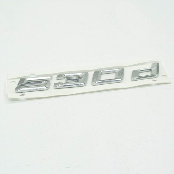 51147418518 - NEW BMW 5 G30 REAR TRUNK BOOTLID BADGE 51147418518 7418518 ORIGINAL