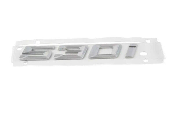 51147418521 - NEW BMW 5 G30 TAILGATE BOOTLID BADGE TAG 530I 51147418521 GENUINE