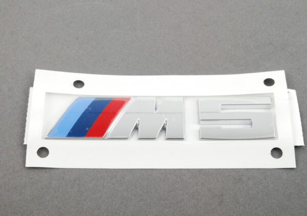 51148060400 - BMW 5 SERIES M5 F10 REAR BOOT DECAL STICKER BADGE EMBLEM 8060400 13-15