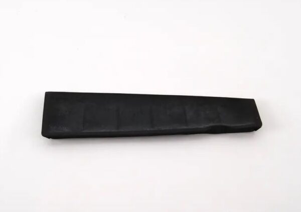 51167057375 - NEW MINI R50 R53 LHD FRONT LEFT STORE PARTITION BLACK RUBBER INSERT
