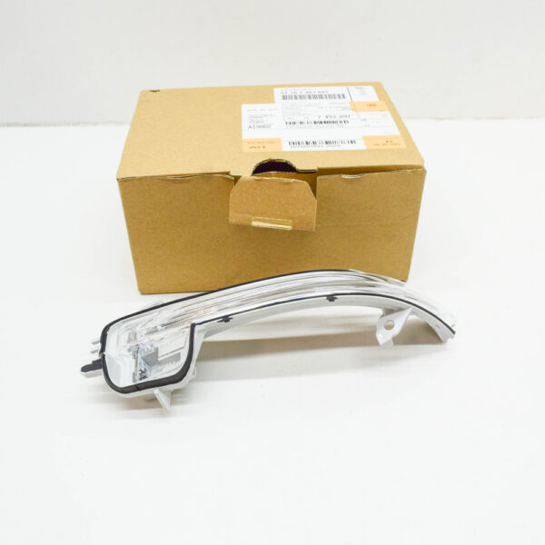 51167493897 - BMW 2 GT F46 Front Left Door Mirror Turn Indicator 51167493897 NEW GENUINE