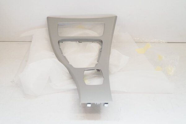 51169197238 - BMW 3 E91 center console trim 51169197238 9197238 REAL NEW