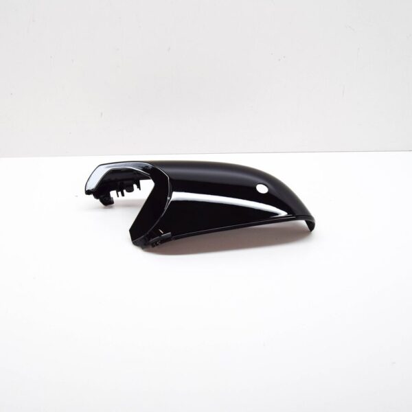 51169879139 - BMW F40 Front Left Lower Mirror Housing Section 51169879139 NEW GENUINE