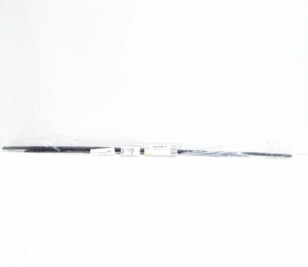 51211944345 - NEW BMW 5 E34 FRONT LEFT DOOR OUTER WEATHER STRIP 51211944345 1944345 89-94