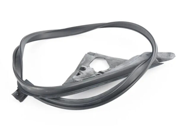 51218157876 - NEW BMW 7 E38 FRONT RIGHT DOOR SEALING RUBBER 8157876 51218157876 ORIGINAL