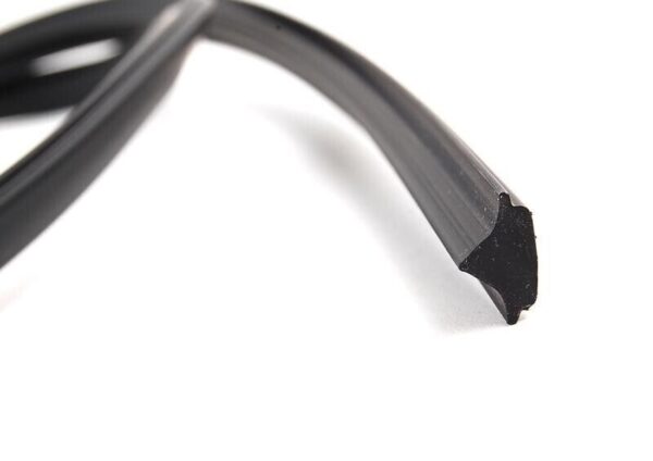 51311968445 - BMW E30 front windshield moulding black 51311968445