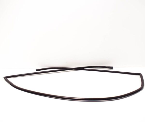 51317008911 - NEW BMW 6 E64 FRONT WINDSHIELD SEAL 51317008911 7008911 ORIGINAL
