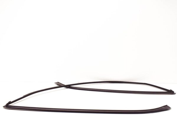51317008911 - NEW BMW 6 E64 FRONT WINDSHIELD SEAL 51317008911 7008911 ORIGINAL