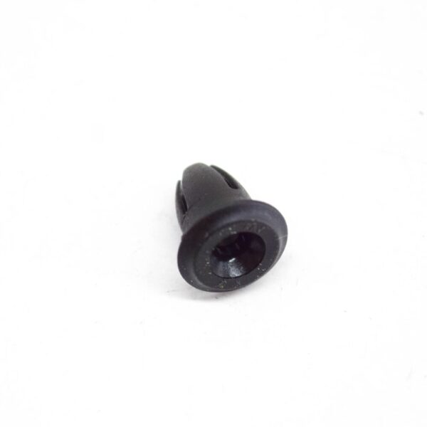 51318150943 - BMW 1 E81 Windshield Moulding Clip 51318150943 8150943 NEW