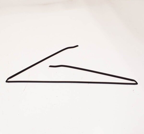 51318159784 - BMW 5 E39 windshield molding 51318159784 new ES REAL
