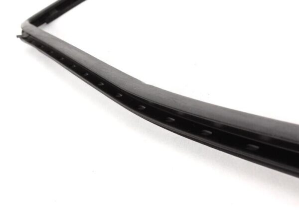 51318172745 - BMW E39 Top Molding Trim Genuine Windshield 51318172745