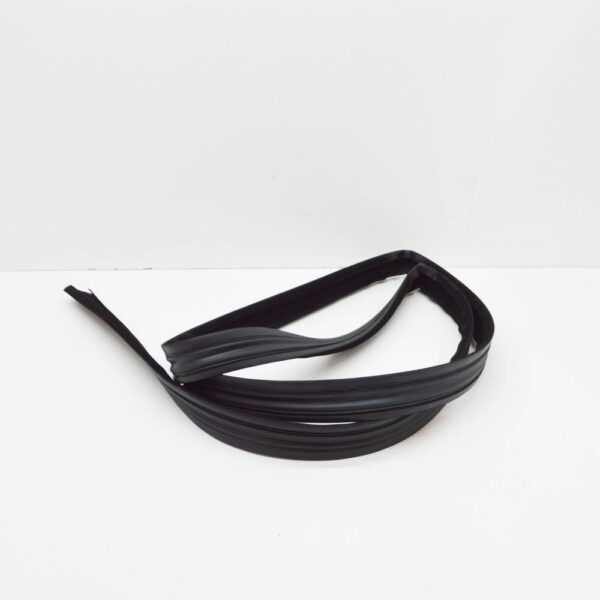 51321889787 - NEW BMW 5 E28 FRONT LEFT DOOR SEALING RUBBER 51321889787 1889787 1982 ORIGINAL