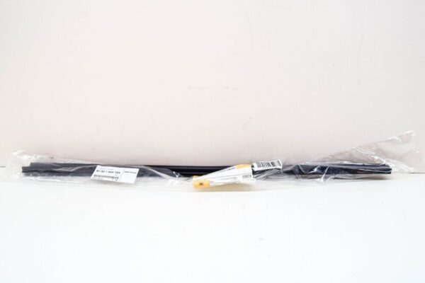 51321924754 - BMW 3 convertible E30 gasket front right door strips 51321924754 NEW REAL