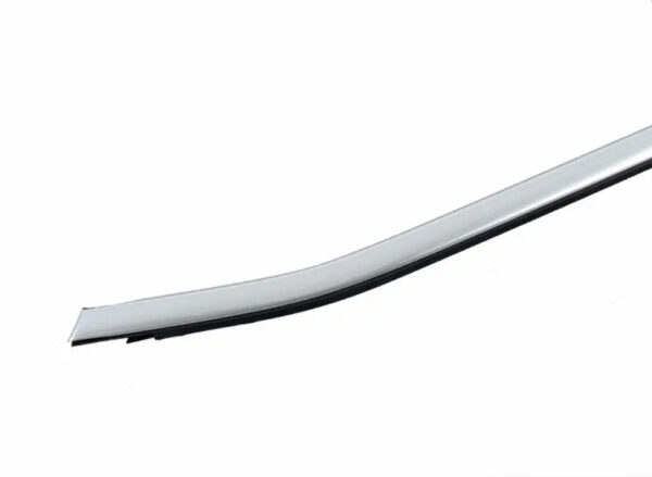 51337352441 - NEW BMW X1 F48 FRONT LEFT DOOR WINDOW STRIP 51337352441 7352441 ORIGINAL