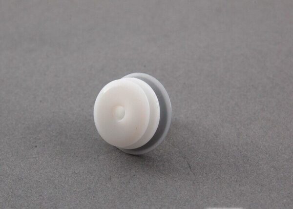 51418224768 - BMW E46 Genuine Washer Clip 51418224768