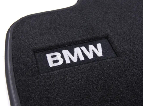 51472293353 - NEW BMW 3 F30, F80 REAR FLOOR MAT SET 2293353 51472293353 15-17 ORIGINAL