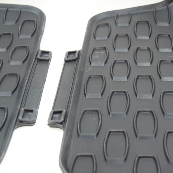 51472409274 - BMW 5 E60 All Weather Rear Floor Mats 51472409274, Genuine