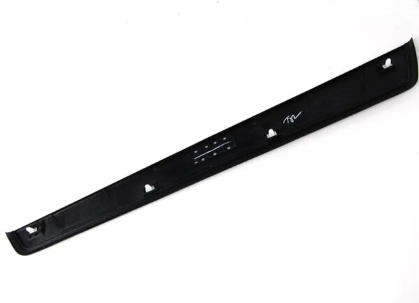 51477016653 - New BMW Z4 Roadster E85 Left Door Sill Cover 51477016653 7016653