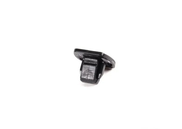 51477066416 - BMW 7 E65, E66 Door Sill Cover Clip 51477066416 7066416 NEW GENUINE