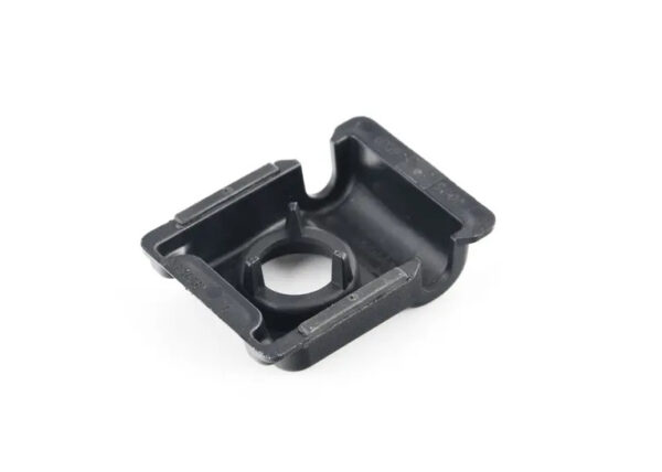 51477132088 - NEW BMW X1 E84 STAINLESS QUIET LOCATION WHIP COVER CAP 7132088 51477132088
