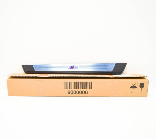51478040124 - NEW BMW Z4 E85 DOOR SILL STRIP RIGHT 51478040124 M-SPORT ORIGINAL