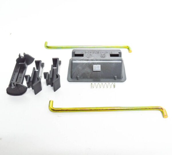 51478129438 - BMW 3 E30 Touring Trunk Set Lock Repair  51478129438 8129438 NEW GENUINE