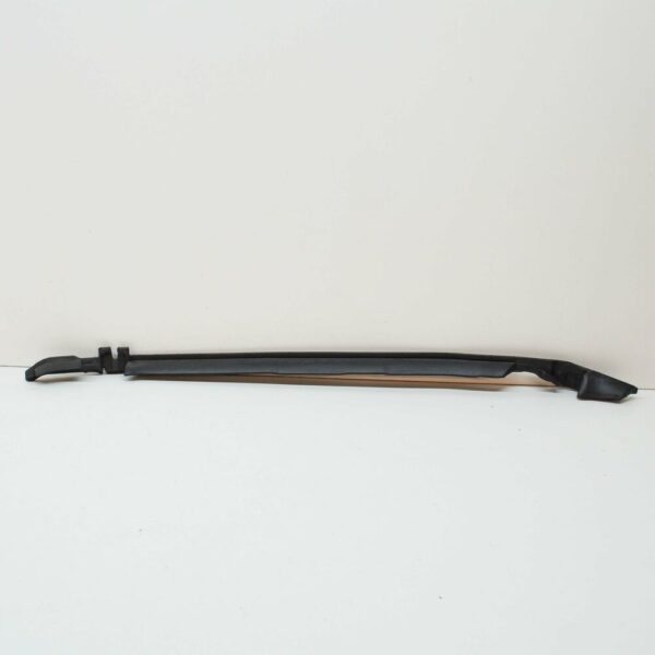 51487327004 - NEW BMW X1 F48 FRONT RIGHT SIDE FRAME SEAL 51487327004 ORIGINAL