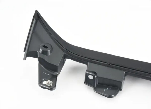 51627424400 - NEW BMW X3 G01, F97 REAR SPOILER REINFORCEMENT 7424400 51627424400 18-20