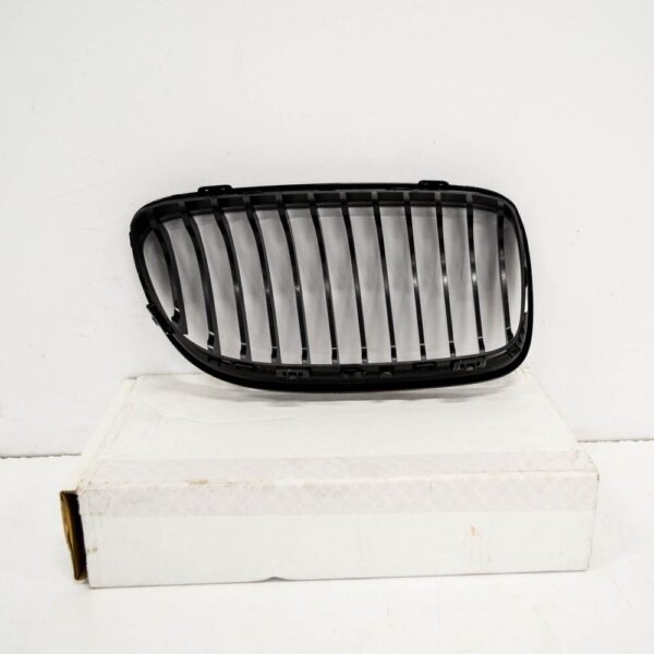 51712146911 - BMW 3 E90 Front Left Radiator Grille 51712146911 NEW GENUINE