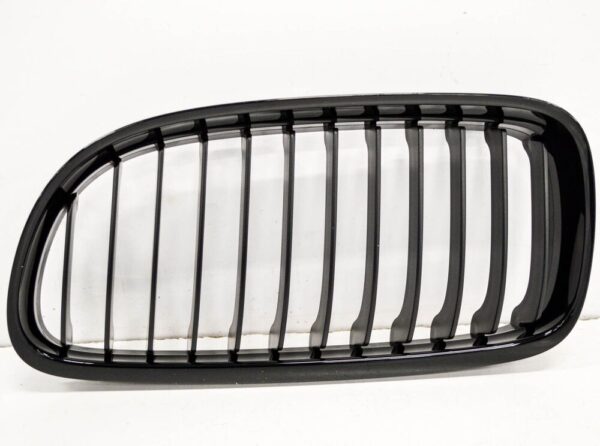 51712146911 - BMW 3 E90 Front Left Radiator Grille 51712146911 NEW GENUINE