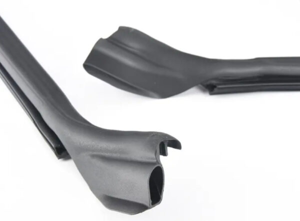 51717072927 - NEW OEM MINI CABRIO R57 FRONT COLUMN A WINDSHIELD STRIP 51717072927 GENUINE