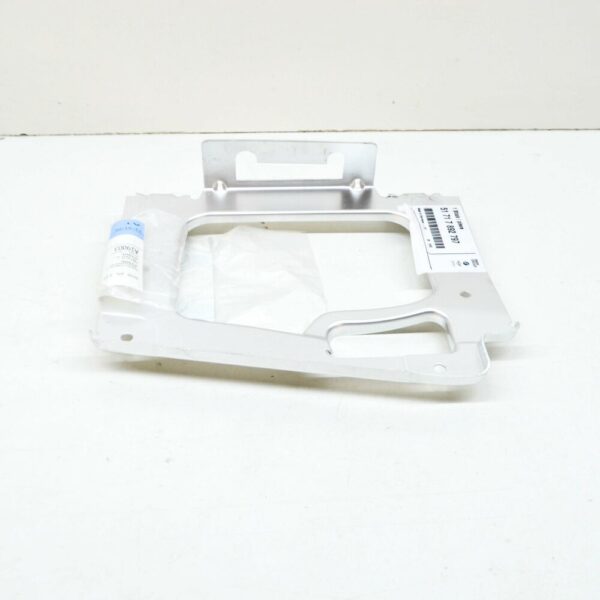 51717892797 - NEW BMW M3 COUPE E46 FRONT LEFT AIR DUCT BRACKET 51717892797 7892797 ORIGINAL