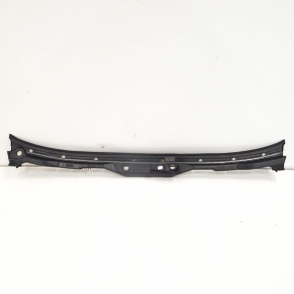 51718159292 - BMW 5 E39 windshield trim 51718159292 new