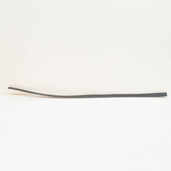 51718204699 - BMW 5 E39 Rear Bumper Center Seal 51718204699 8204699 NEW GENUINE