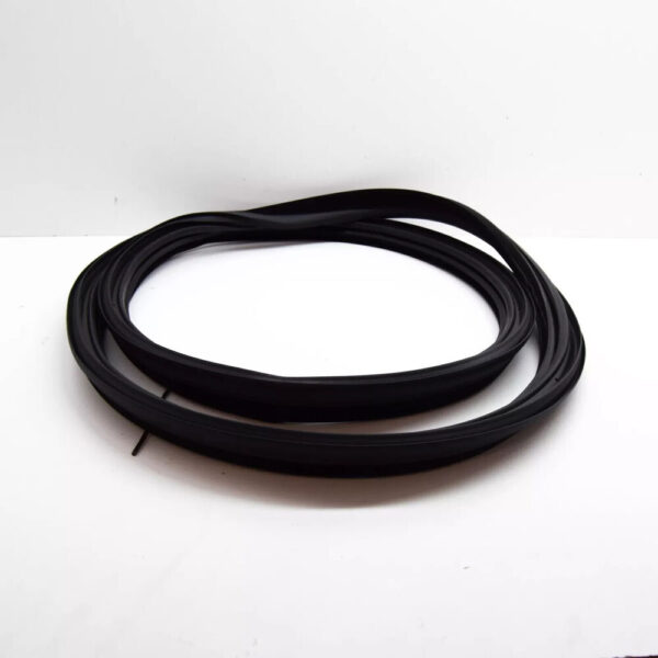 51727409193 - NEW BMW 4 GRAN COUPE F36 FRONT LEFT (DRIVER SIDE) DOOR SEAL RUBBER 51727409193