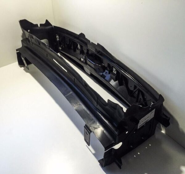 51747255413 - BMW F30 Air duct behind kidney grids to radiator Origin