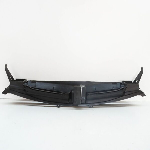 51747350986 - NEW BMW I8 L12 FRONT BOTTOM AIR DUCT 51747350986 7350986 ORIGINAL