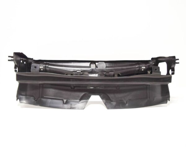 51747383766 - BMW 1 F20 Radiator Air Duct 51747383766 7383766 NEW GENUINE