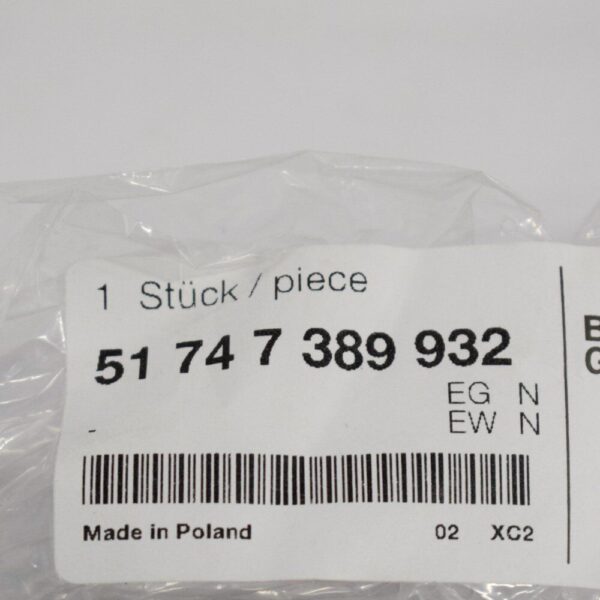 51747389932 - BMW 2 F22 Radiator Lower Right Side Bracket 51747389932 7389932 New Genuine 2015