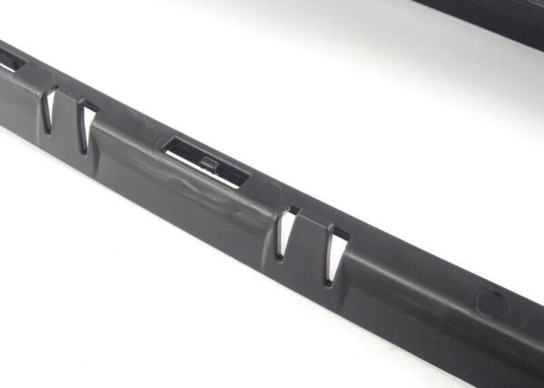 51748049347 - BMW F10 Center Grid Bumper Original Frame 51748049347