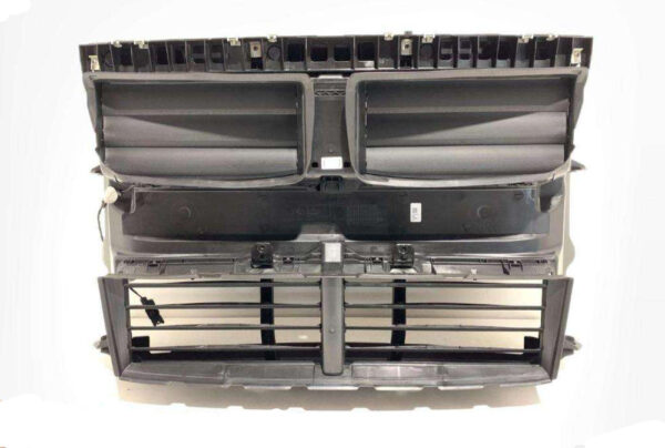 51748068904 - NEW BMW X1 F48 AIR CHANNEL WITH FLAP CONTROL 8068904 51748068904 ORIGINAL