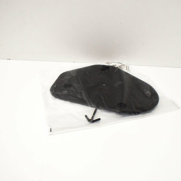 51757195903 - NEW BMW 5 E60 ENGINE SPLASH SHIELD OIL DRAIN PLUG COVER 51757195903