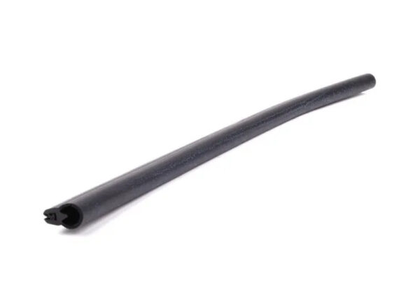 51767034165 - BMW 5 E60 side bonnet seal 7034165 51767034165 NEW