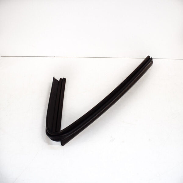 51767210737 - NEW BMW X3 F25 BONNET HOOD RUBBER SEAL 51767210737 OEM