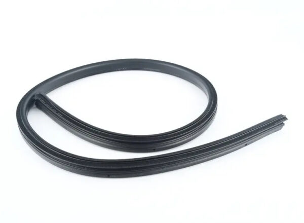 51767371476 - MINI CONVERTIBLE R57 FRONT RIGHT DOOR SEAL RUBBER 51767371476 7371476 NEW GENUINE