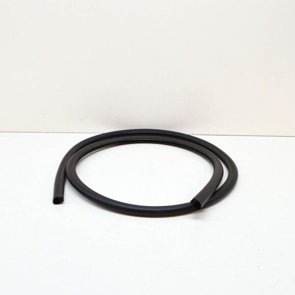 51767475285 - BMW 7 G11 G12 FRONT BONNET RUBBER SEAL 51767475285 NEW GENUINE
