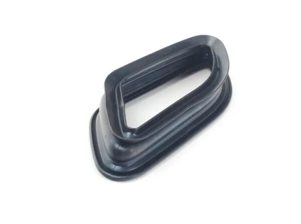 51768041987 - NEW BMW 3 SERIES M3 E90 LEFT HOOD GRILL SEAL 51768041987