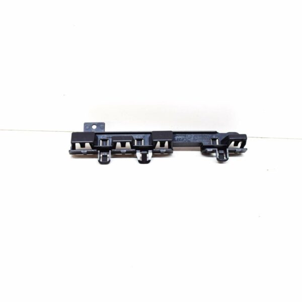 51777428035 - NEW BMW 3 G20 ROCKER PANEL LEFT SILL SIDESKIRT LEDGE HOLDER 51777428035 ORIGINAL