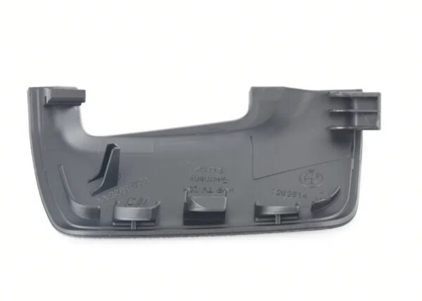 52107275692 - NEW BMW 3 F30, F80 FRONT RIGHT BELT CATCH COVER 7275692 52107275692 ORIGINAL